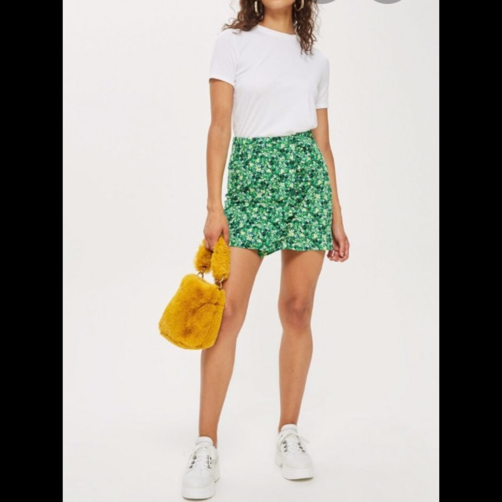 Topshop floral ruffle skirt SO pretty